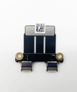 Alternative view of Apple MacBook Pro A1706 A1707 A1989 A1990 A2141 A2159 A2251 A2289 A2338 USB-C type-c Power connector